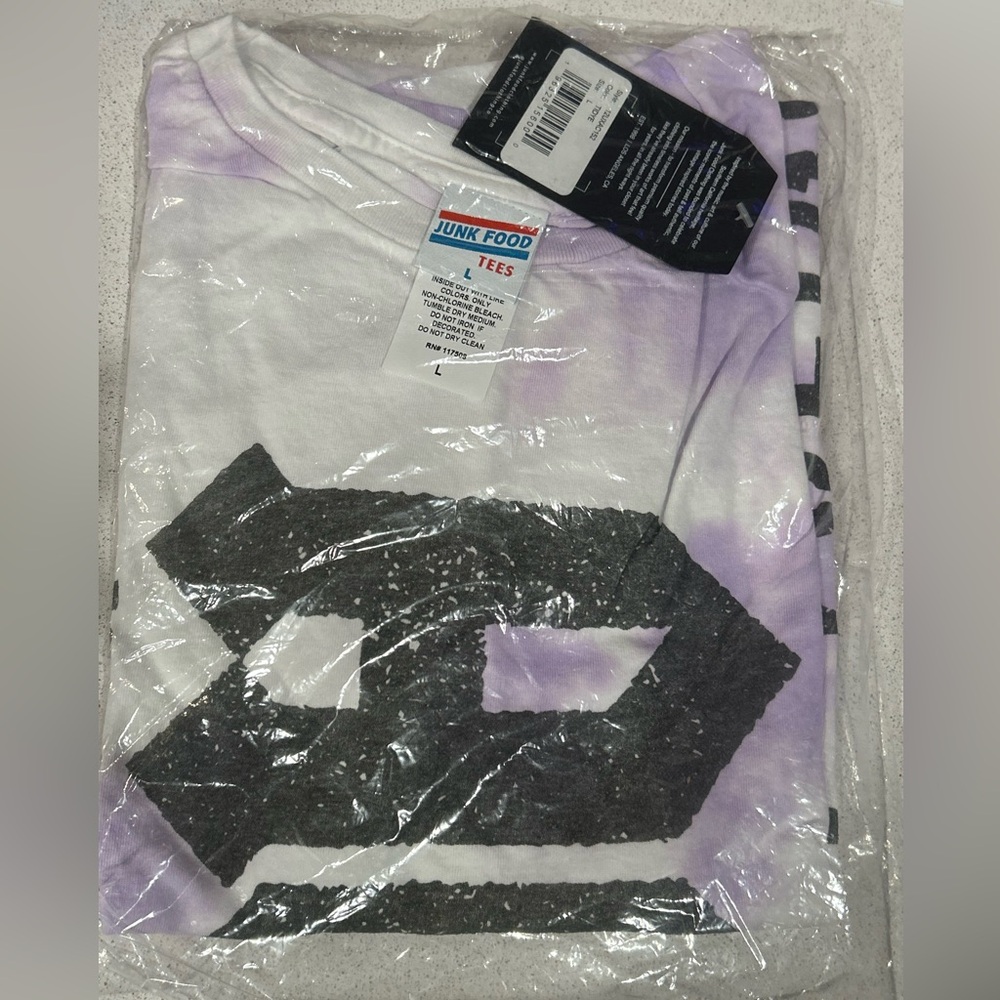 Junk Food AC/DC High Voltage Rock N Roll Purple Tie Dye Men's T-Shirt L Sealed